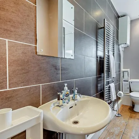 בית נופש 4 Bed In Oc-92181 *
